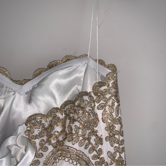 Say Yes to the Prom Strapless Embellished Ballgown Ivory Size 7 $199 - Picture 8 of 9
